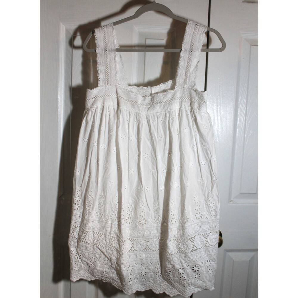 Mable White Eyelet Babydoll Dress sz M - Picture 2 of 5